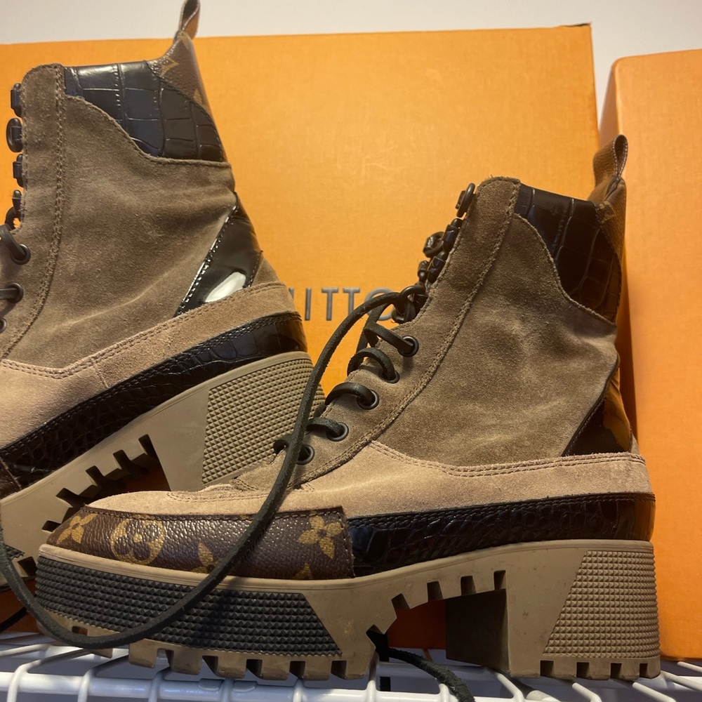 Louis Vuitton desert boot